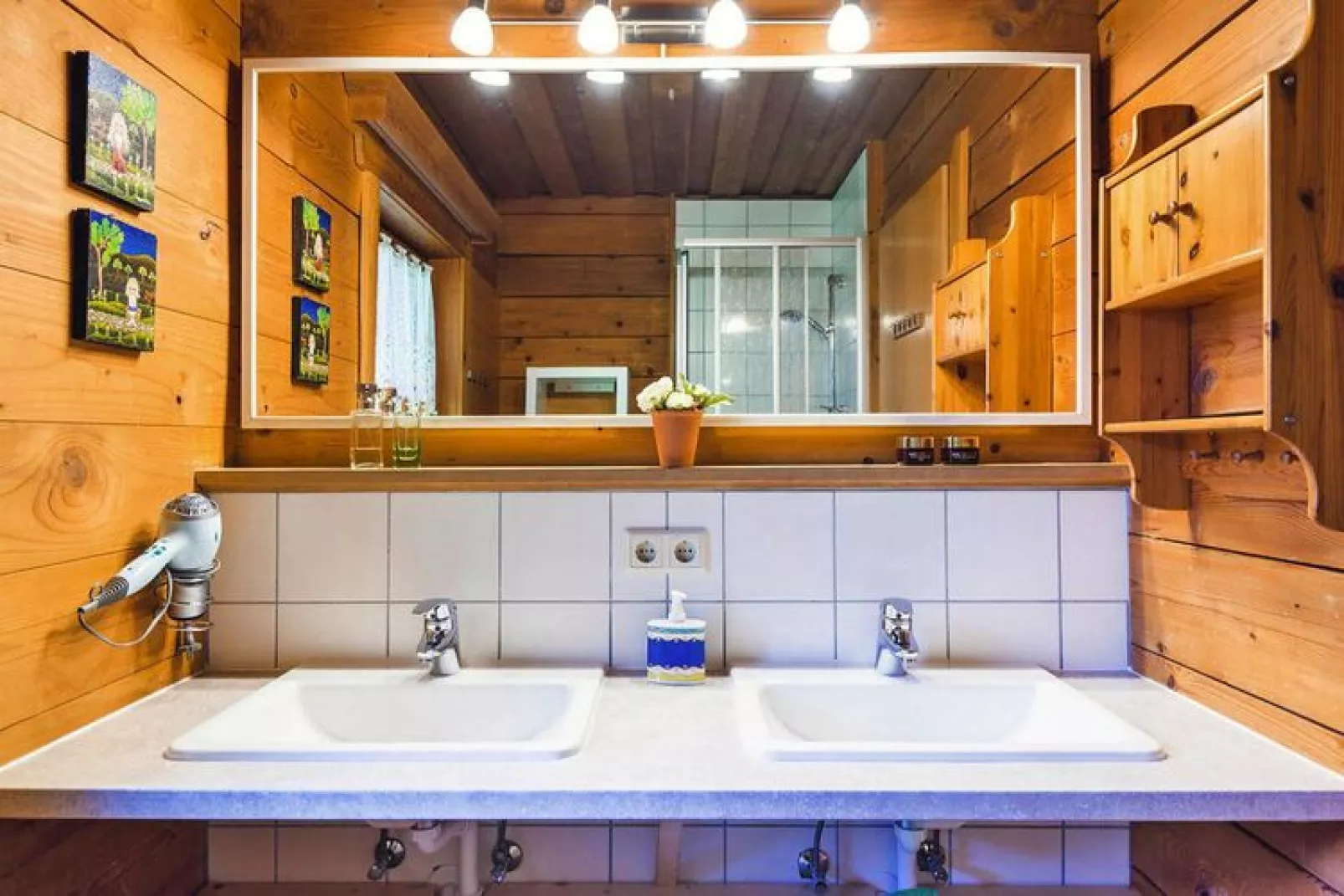Ferienhaus Ebner-Bathroom