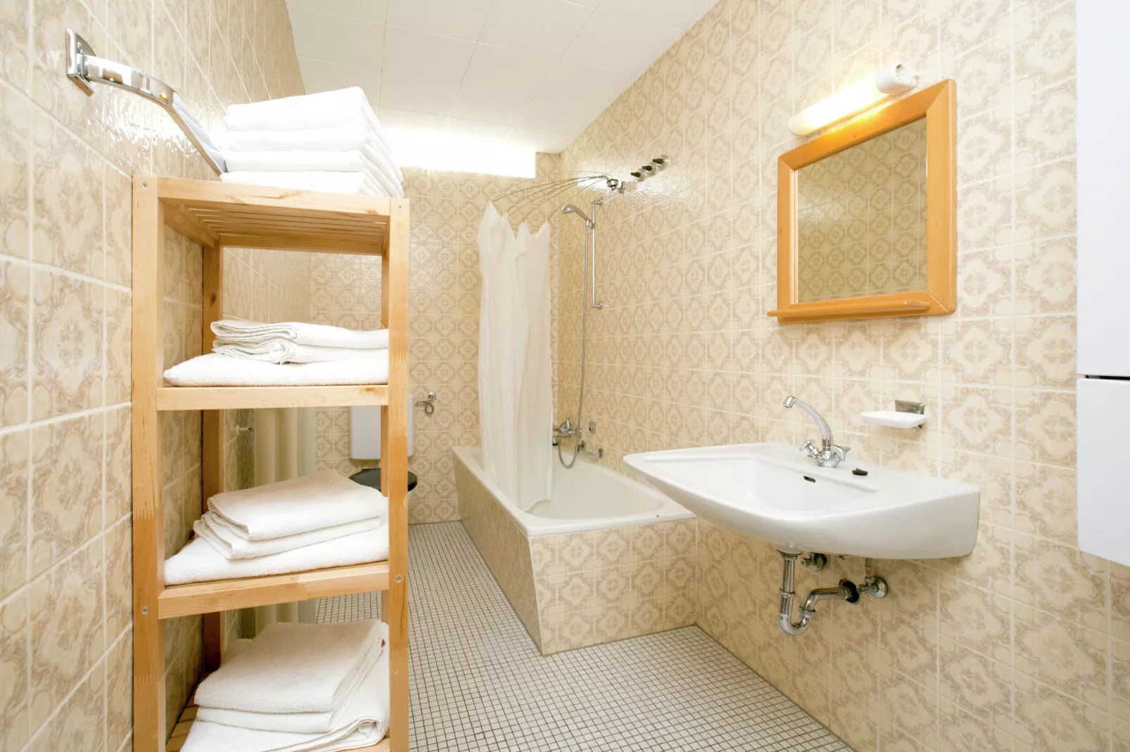 Fabryshof 02-Badezimmer