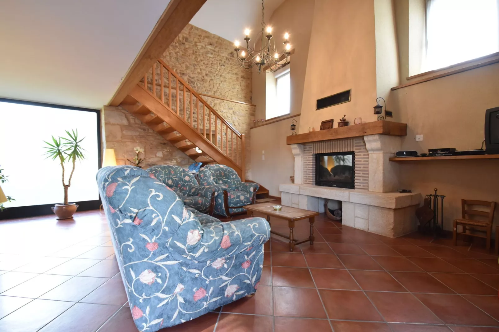 Maison de vacances - BESSE-Living room