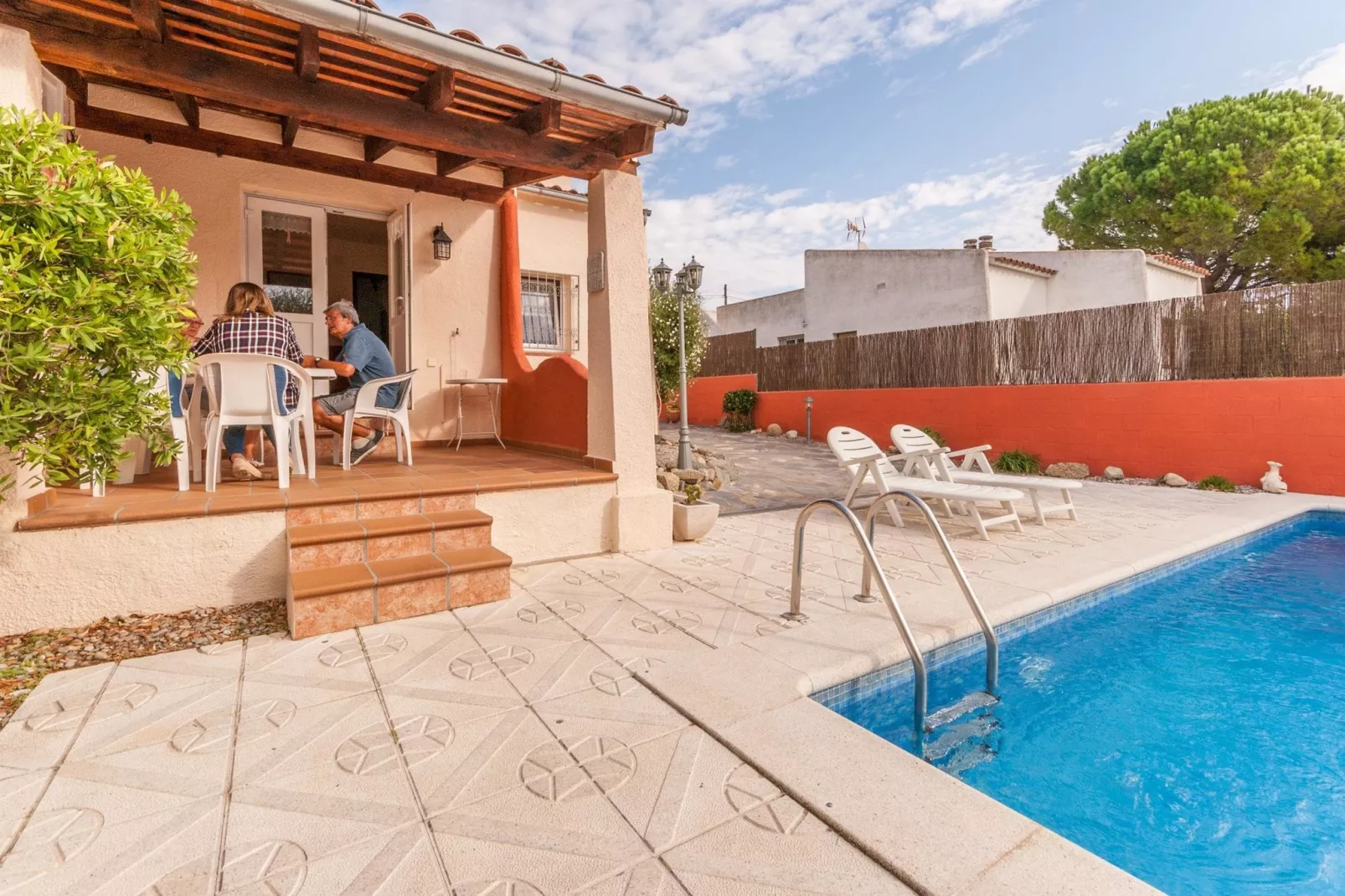 Villa Juan-Exterior summer