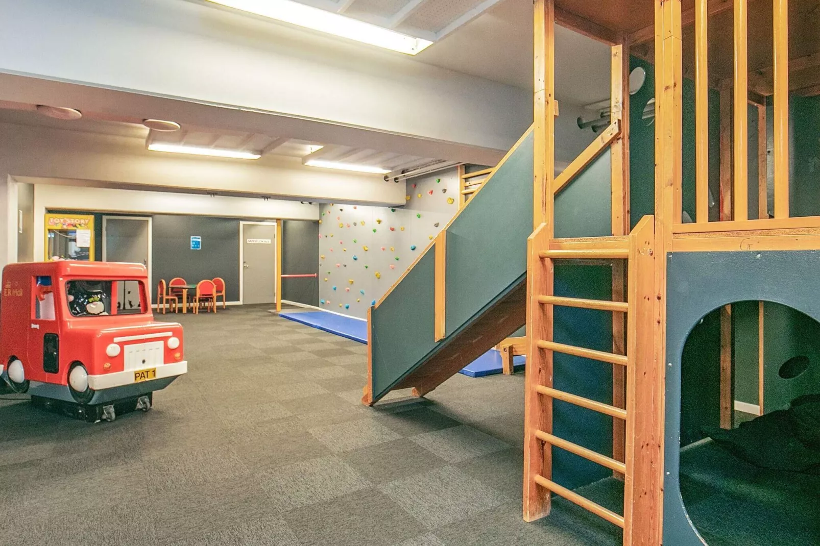 2½ room w/seaview, 1 st floor-Indoor