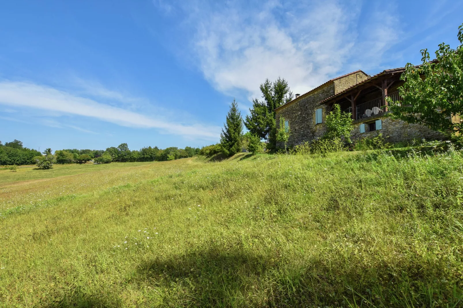 Maison au calme avec piscine-View summer