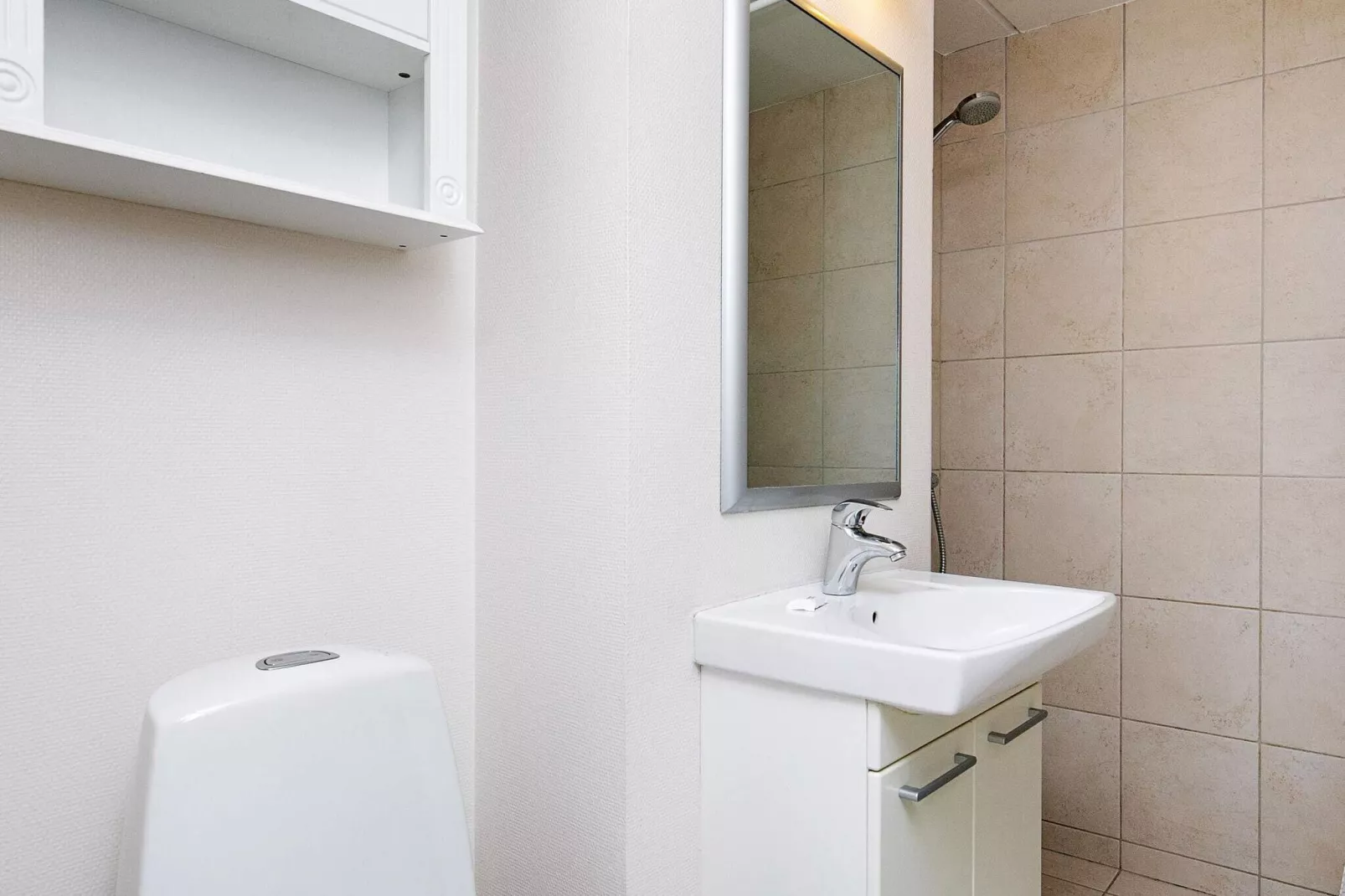 2½ room w/seaview, 1 st floor-Indoor