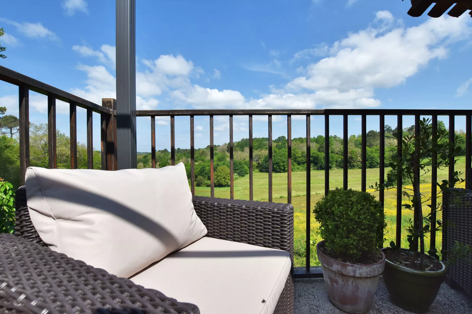 Maison au calme avec piscine-View summer