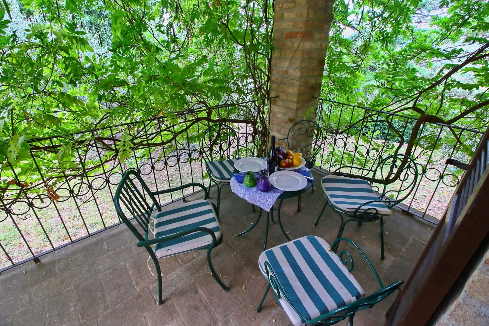 Bachi da Seta-Terrace balcony