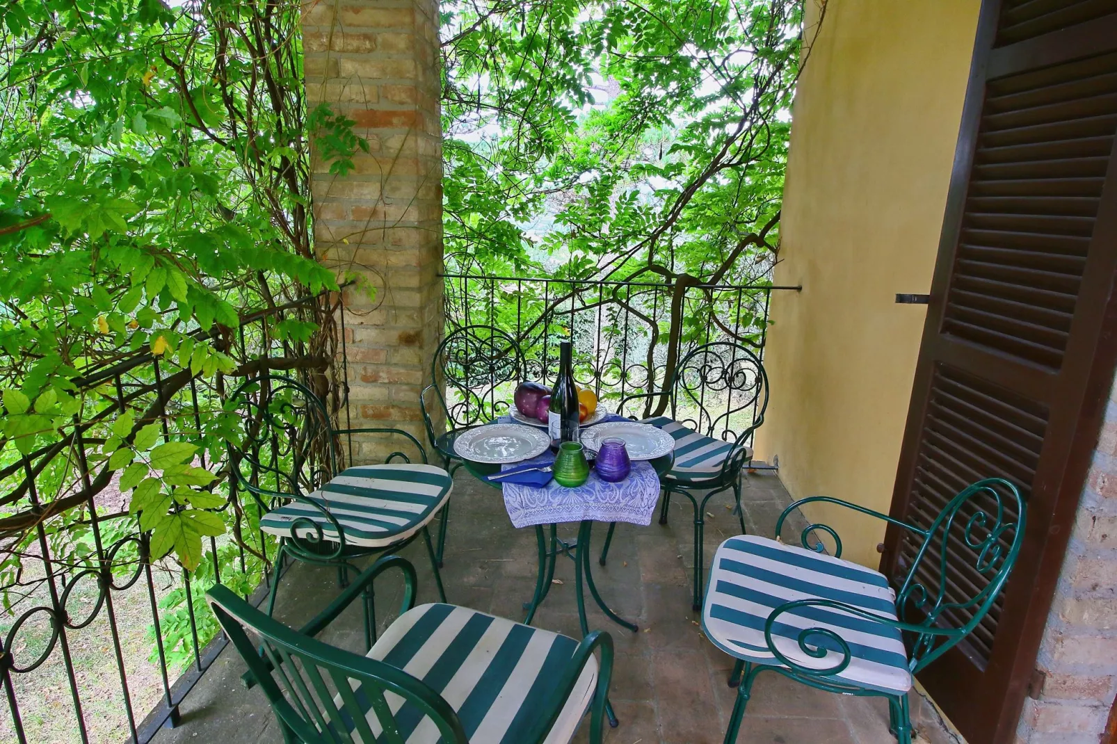 Bachi da Seta-Terrace balcony
