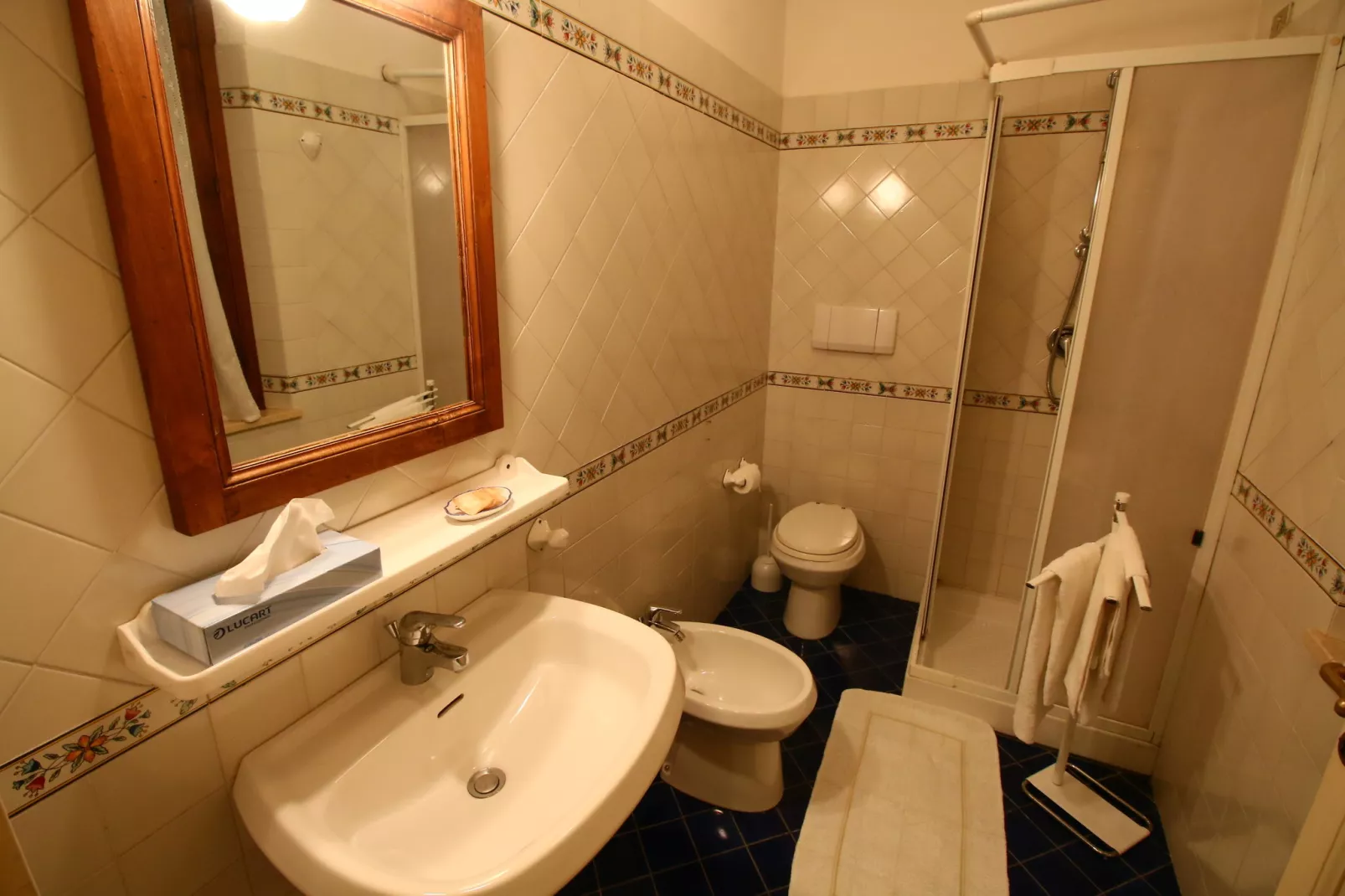 Bachi da Seta-Bathroom