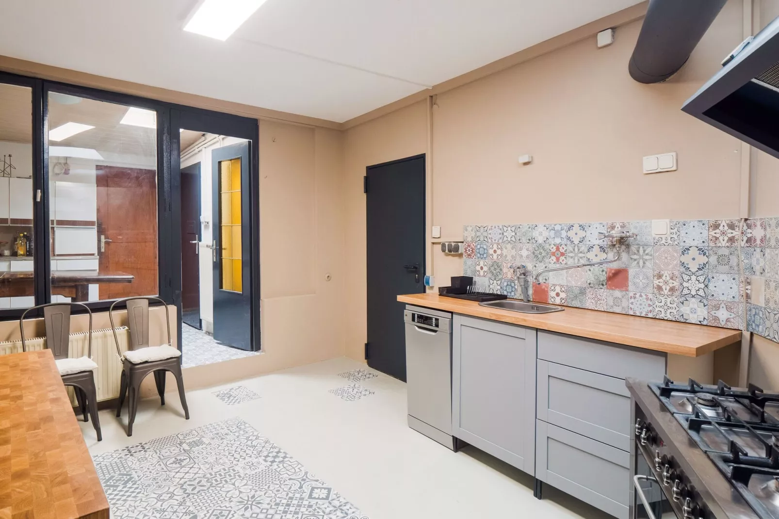 Ferienhaus und Bar St Goarshausen in der Loreley-Kitchen