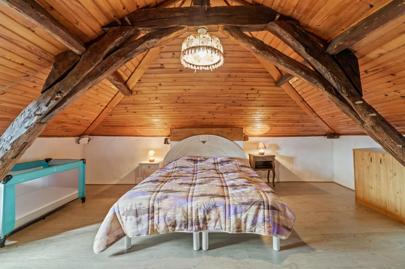 Maison fabuleuse-Bedroom