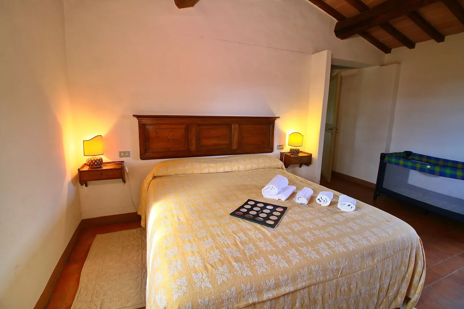 Casolare Due-Bedroom