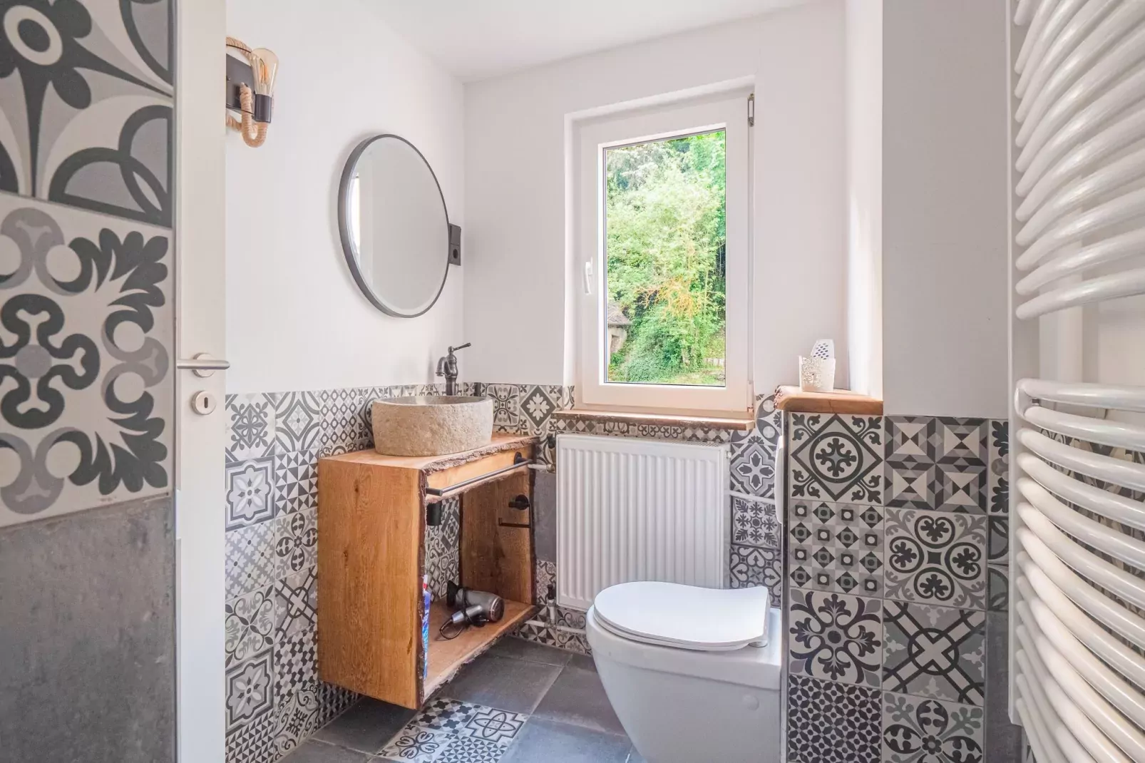 Ferienhaus und Bar St Goarshausen in der Loreley-Bathroom