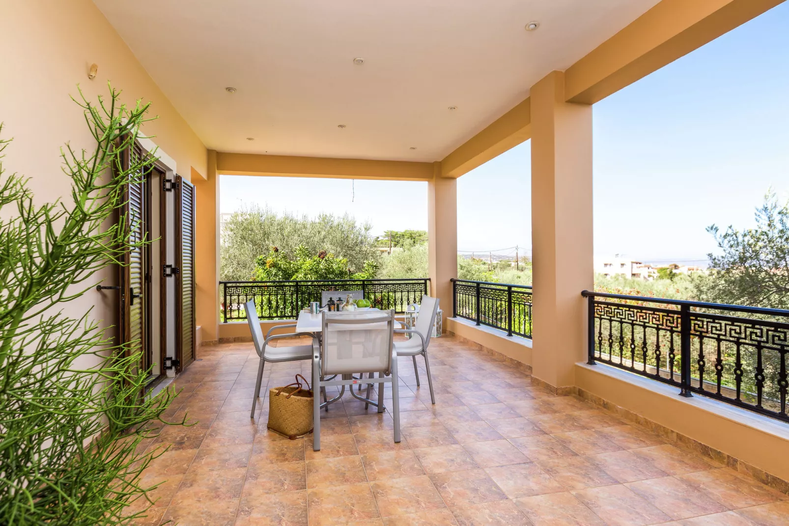 Romantic Apartment-Terrace balcony