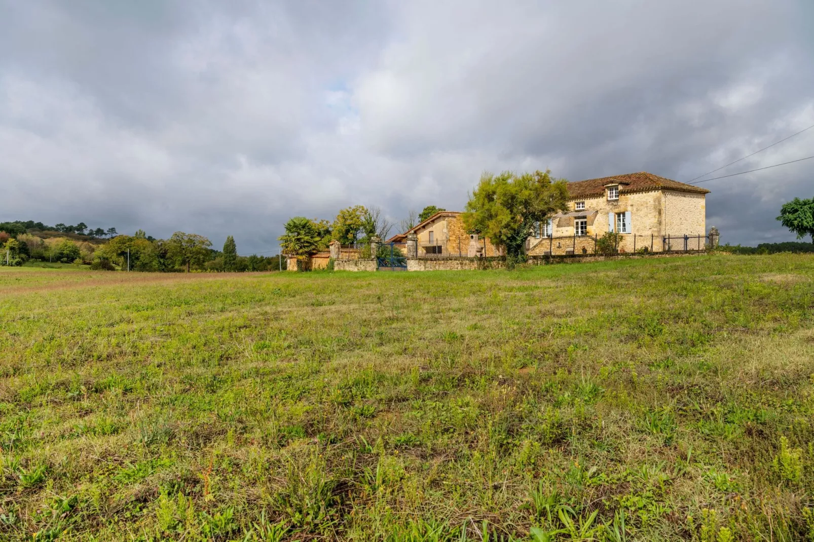 Maison fabuleuse-Areas summer 1km