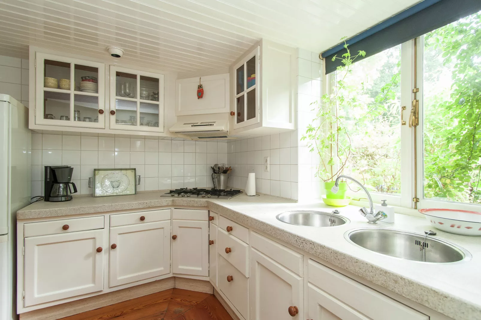 Anna's Place-Kitchen