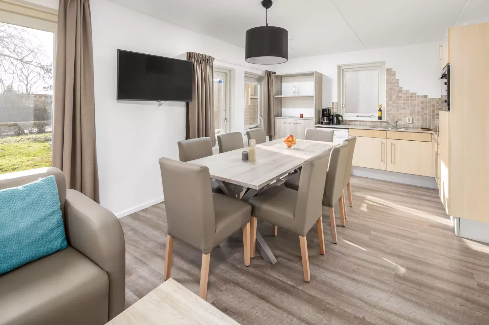Vakantiepark de Soeten Haert 16-Esszimmer