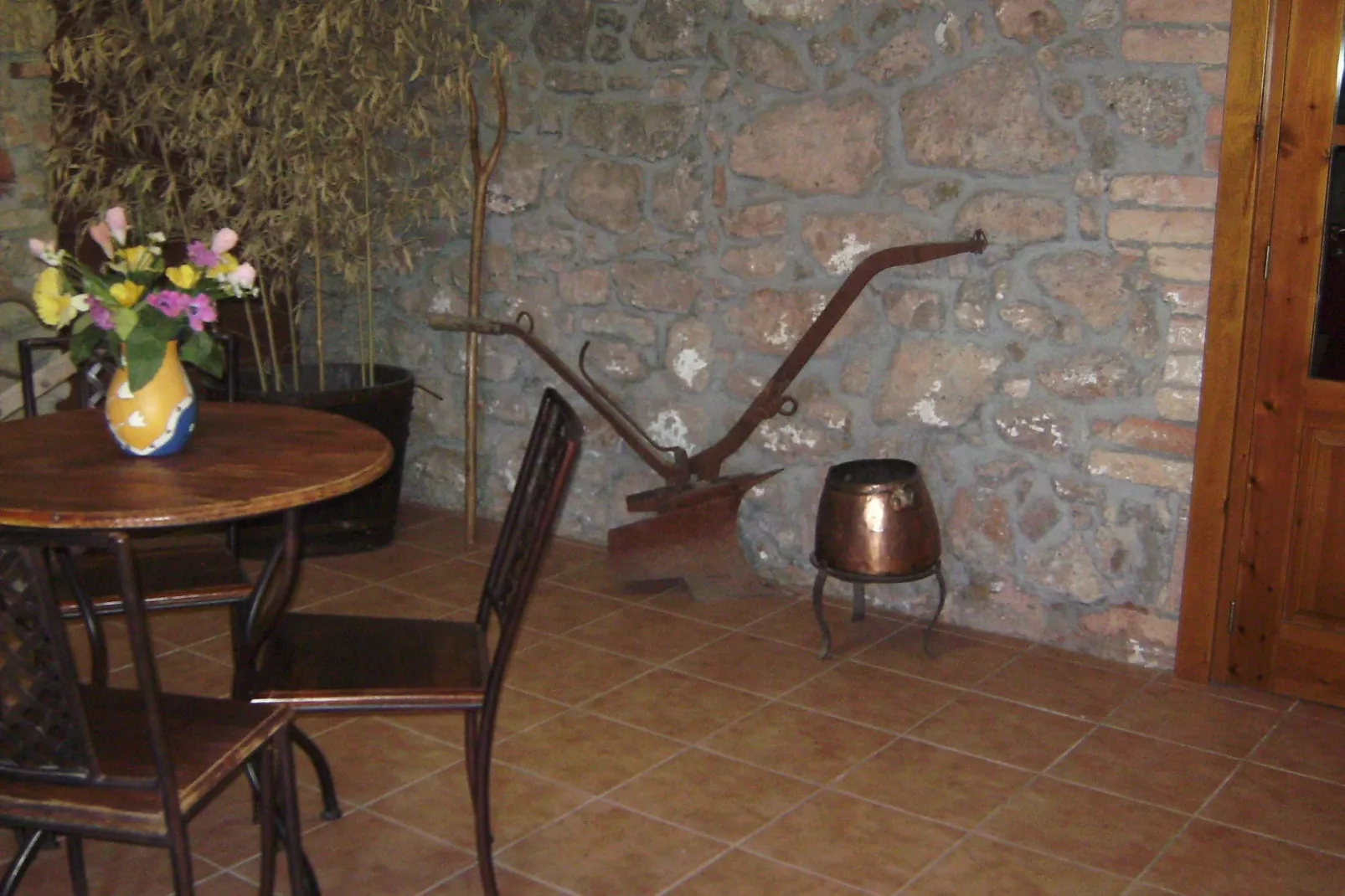 Mas Set Rengs-Reception hall