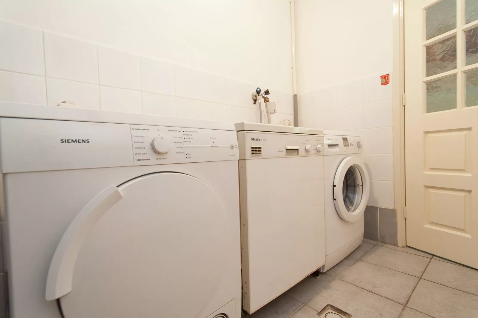 Anna's Place-Facilities