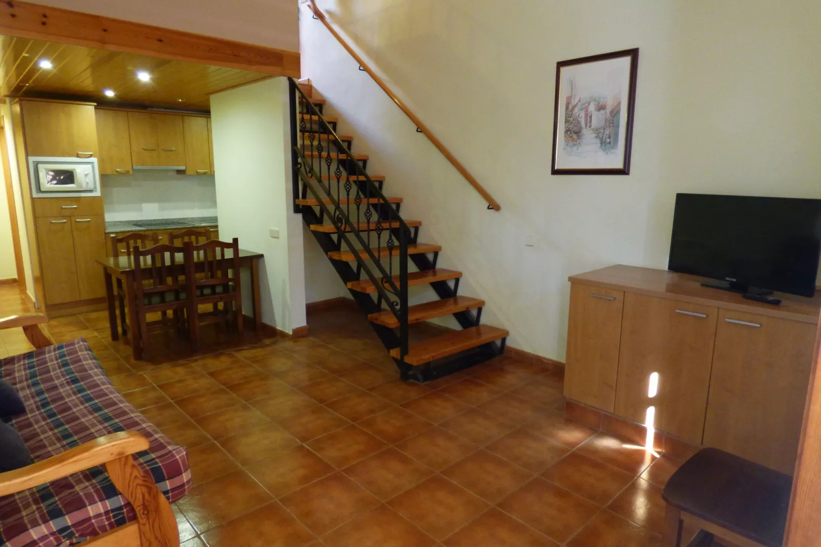 Mas Set Rengs-Dining room