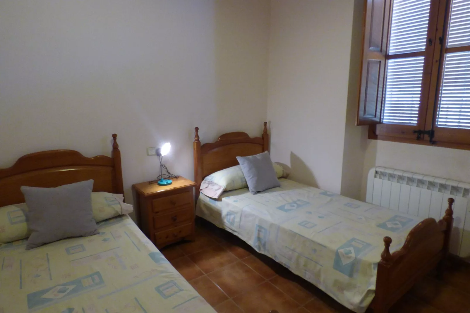 Mas Set Rengs-Bedroom