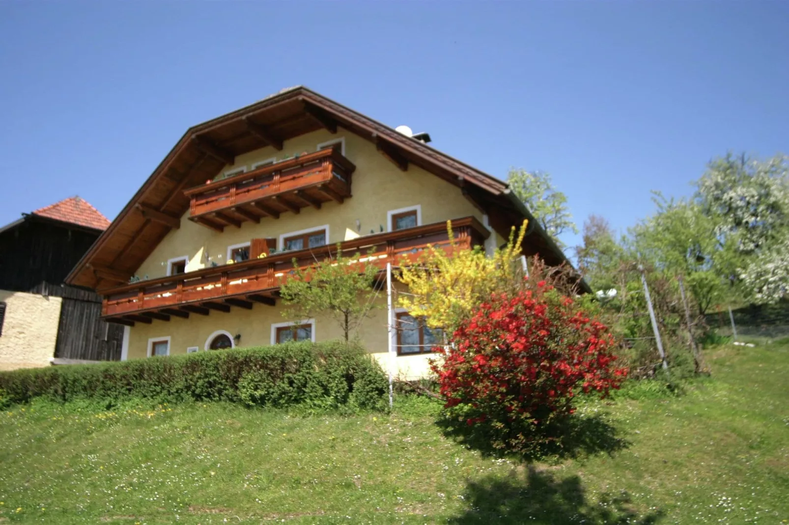 Haus Huber-Exterior summer