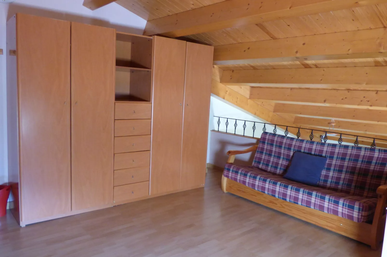 Mas Set Rengs-Bedroom