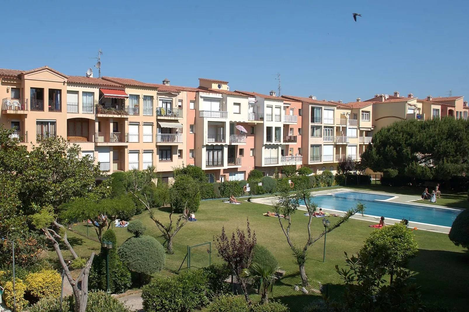 Comte de Empuries Apt  B-Exterior summer
