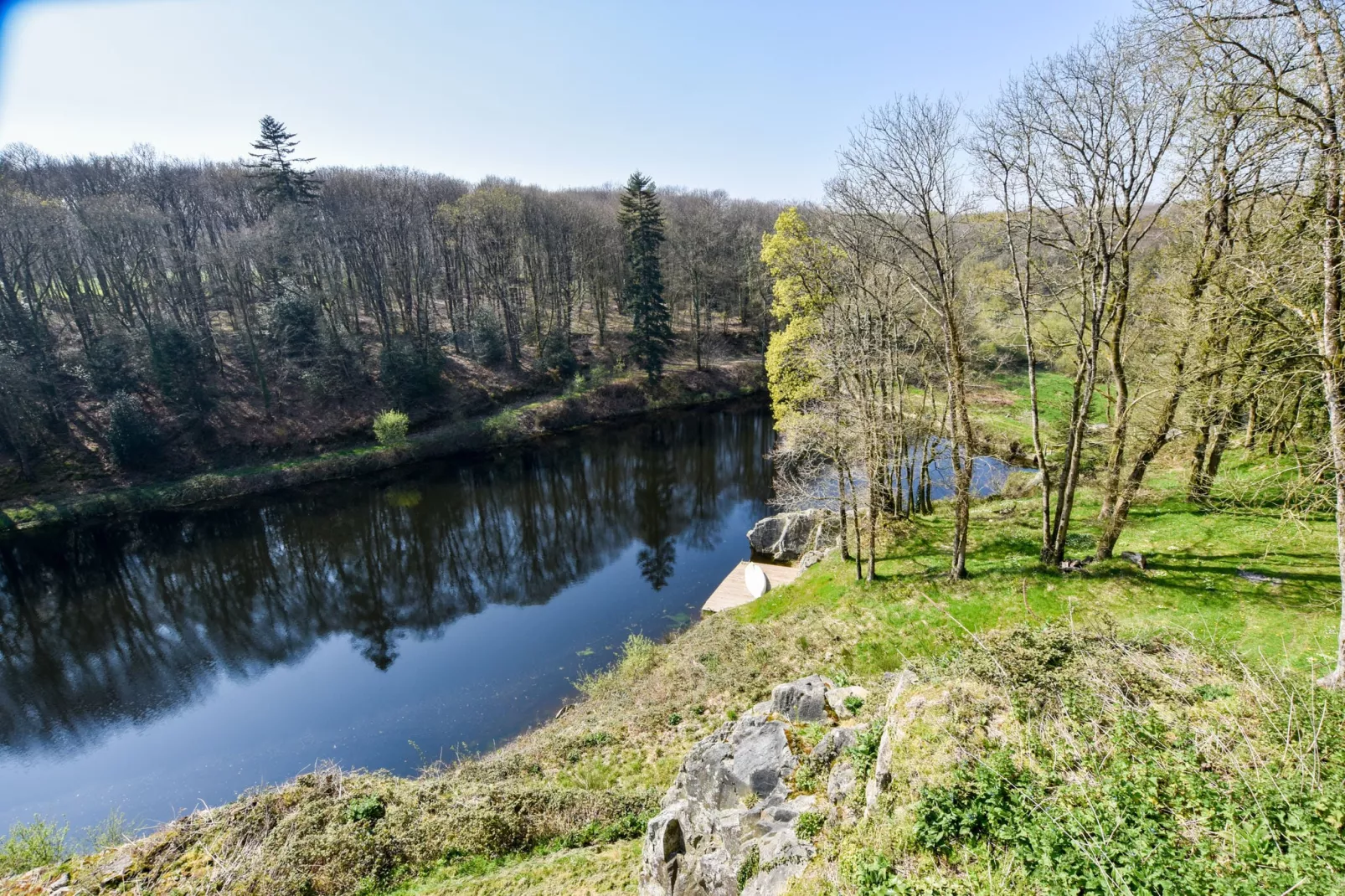 Le Manoir de Coatanscour-Aussicht Sommer