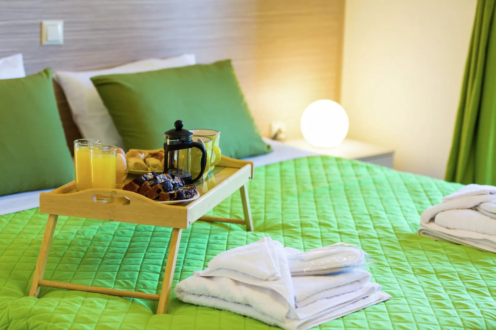 Oil Apartment-Bedroom