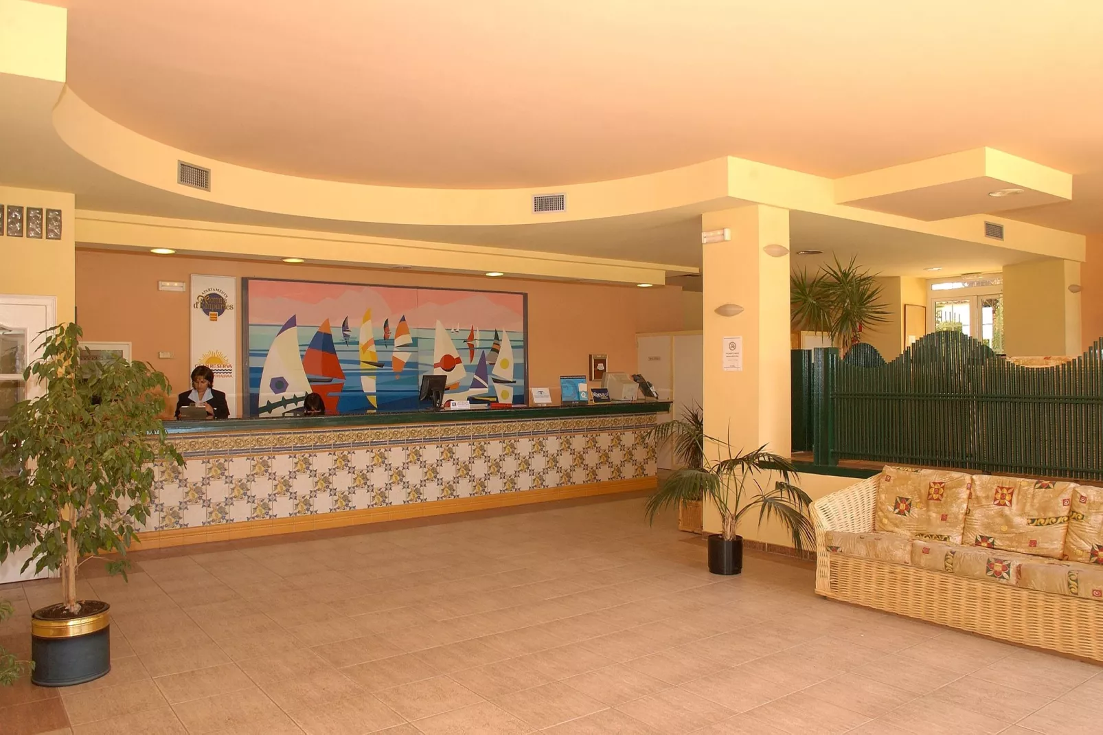 Comte de Empuries Apt  B-Park facilities