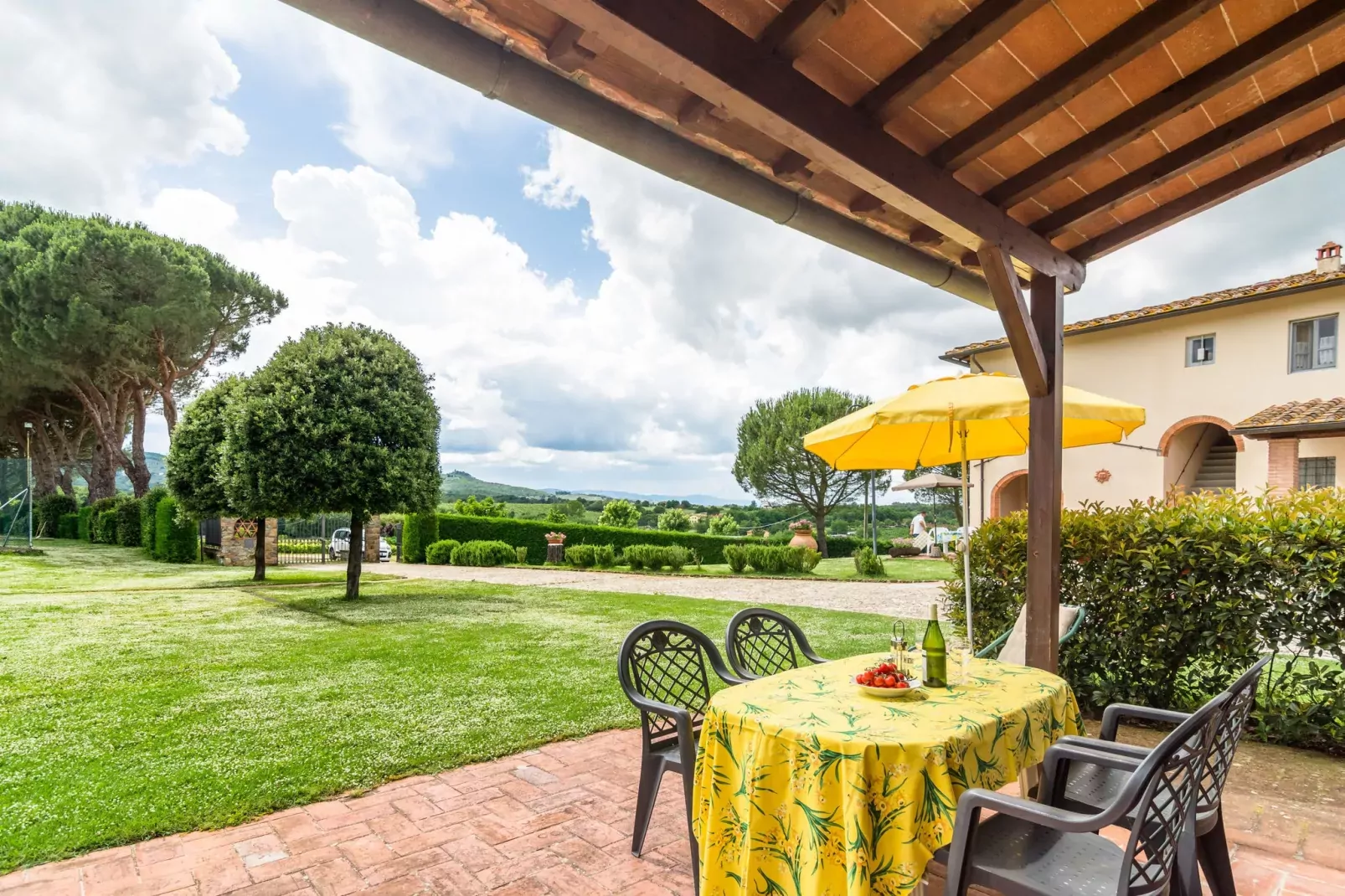 Fienile-Terrasse/Balkon