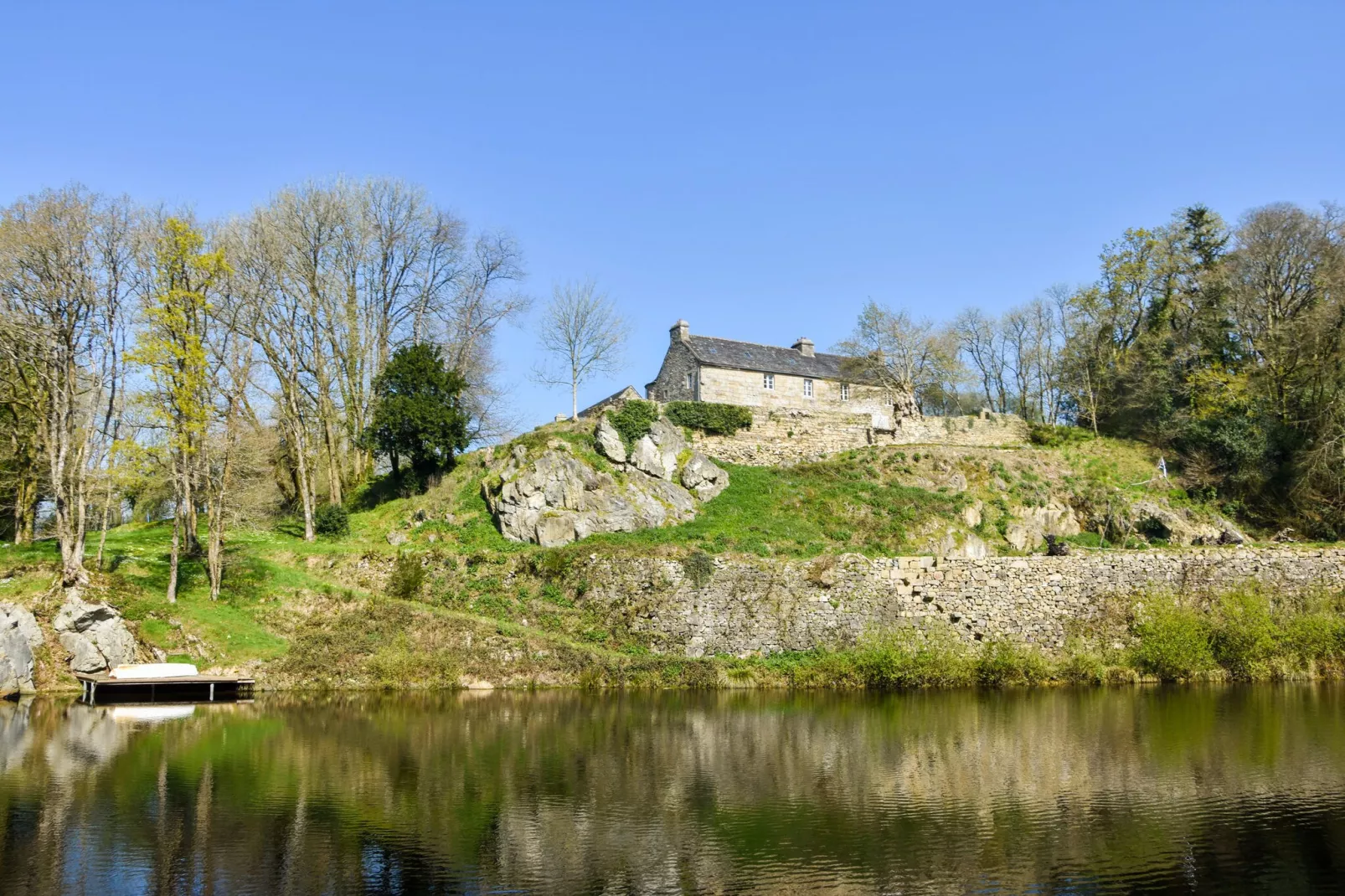 Le Manoir de Coatanscour-Gebiete Sommer 1 km