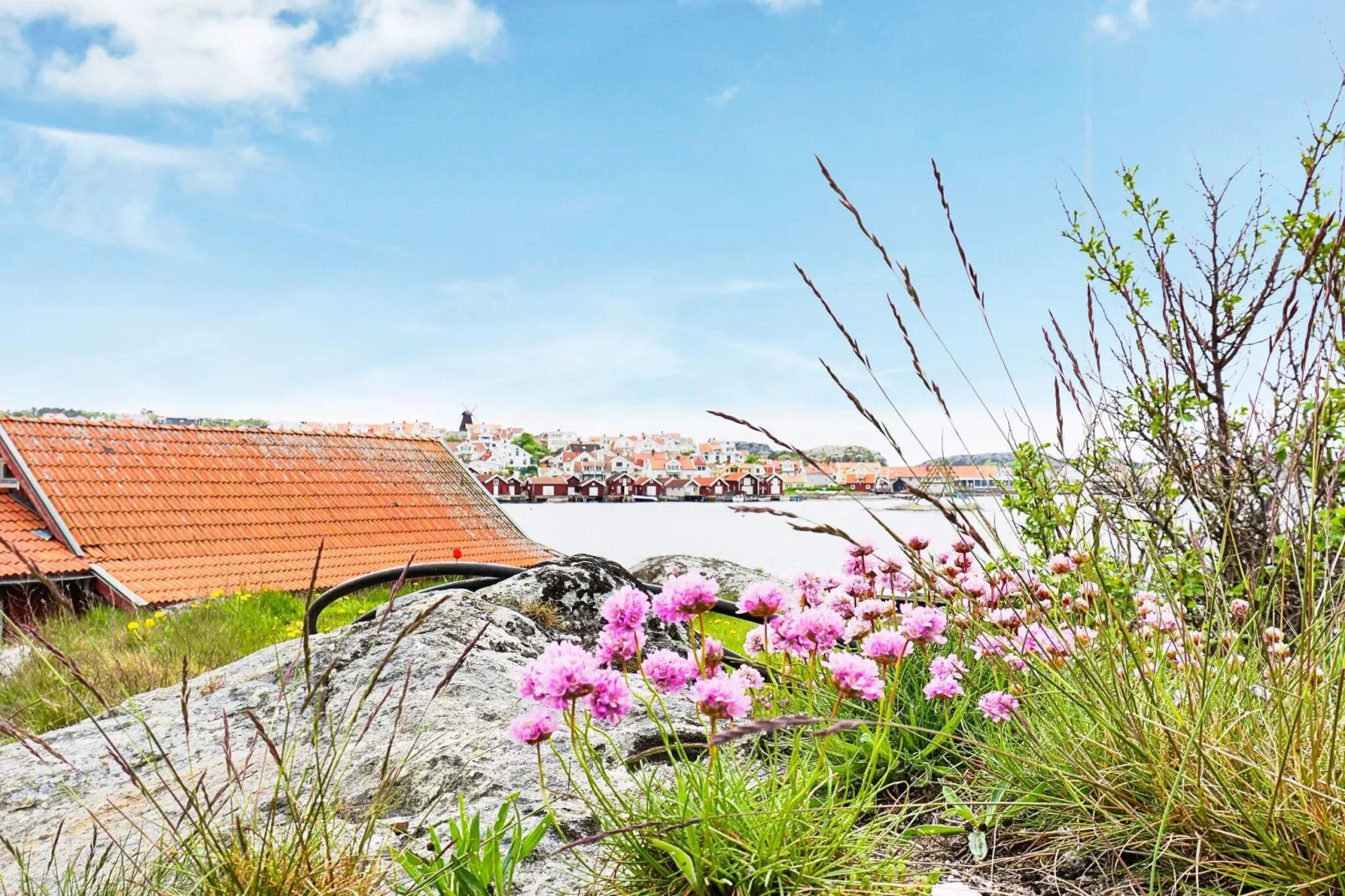 9 person holiday home in FISKEBÄCKSKIL-Water view