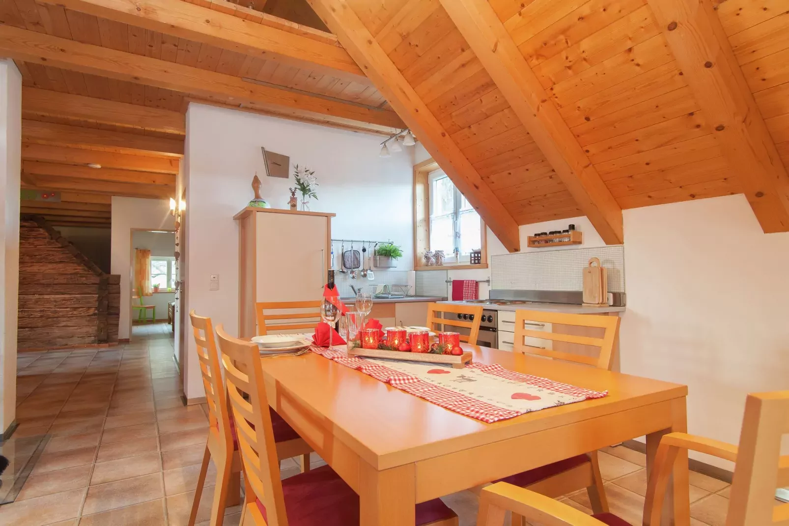 Ferienwohnung Neuhaus-Dining room