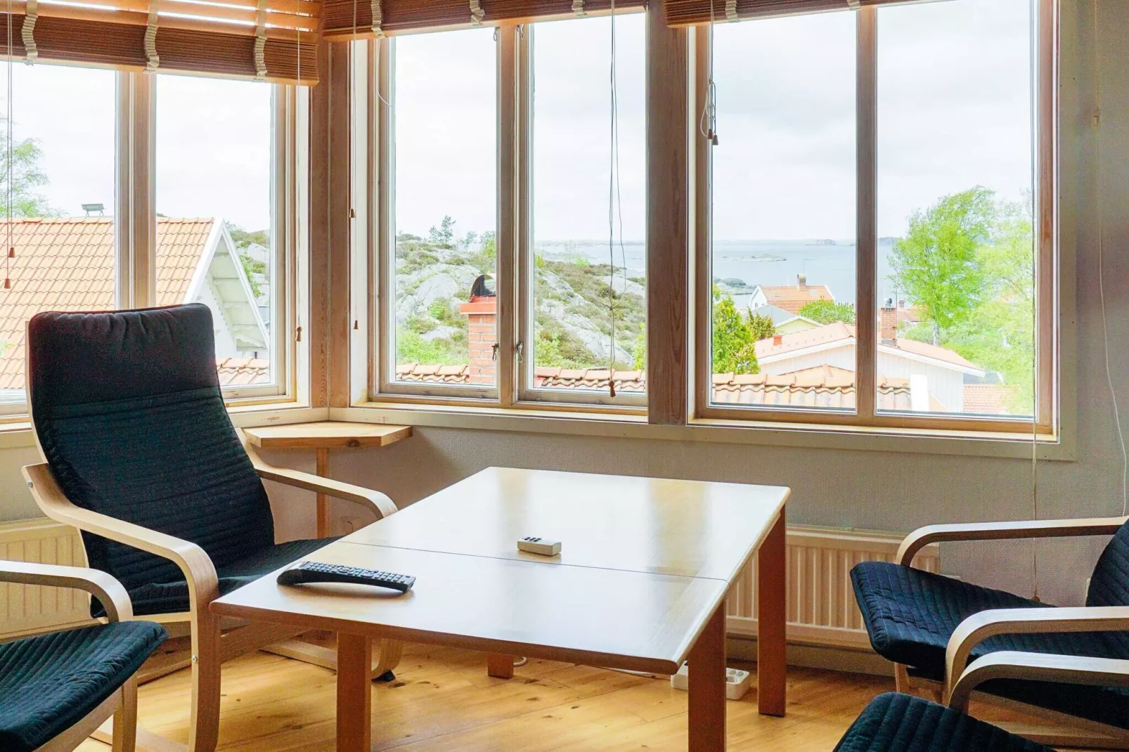 9 person holiday home in FISKEBÄCKSKIL-Indoor