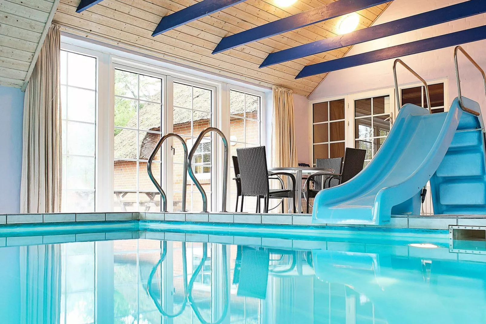 Luxury Pool House in Vester Husby - By Traum Ferienwohnungen-Swimming pool