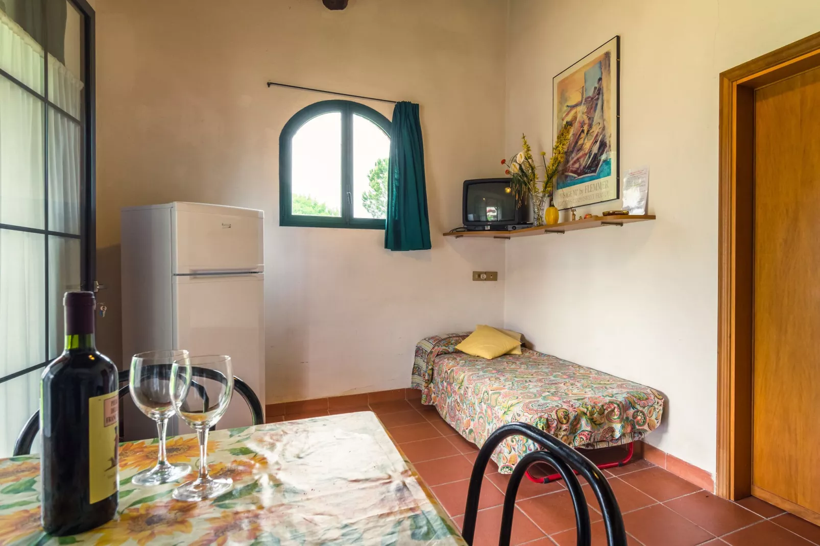 Arco-Living room