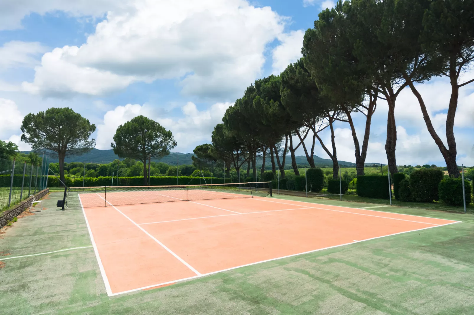 Arco-Facilities