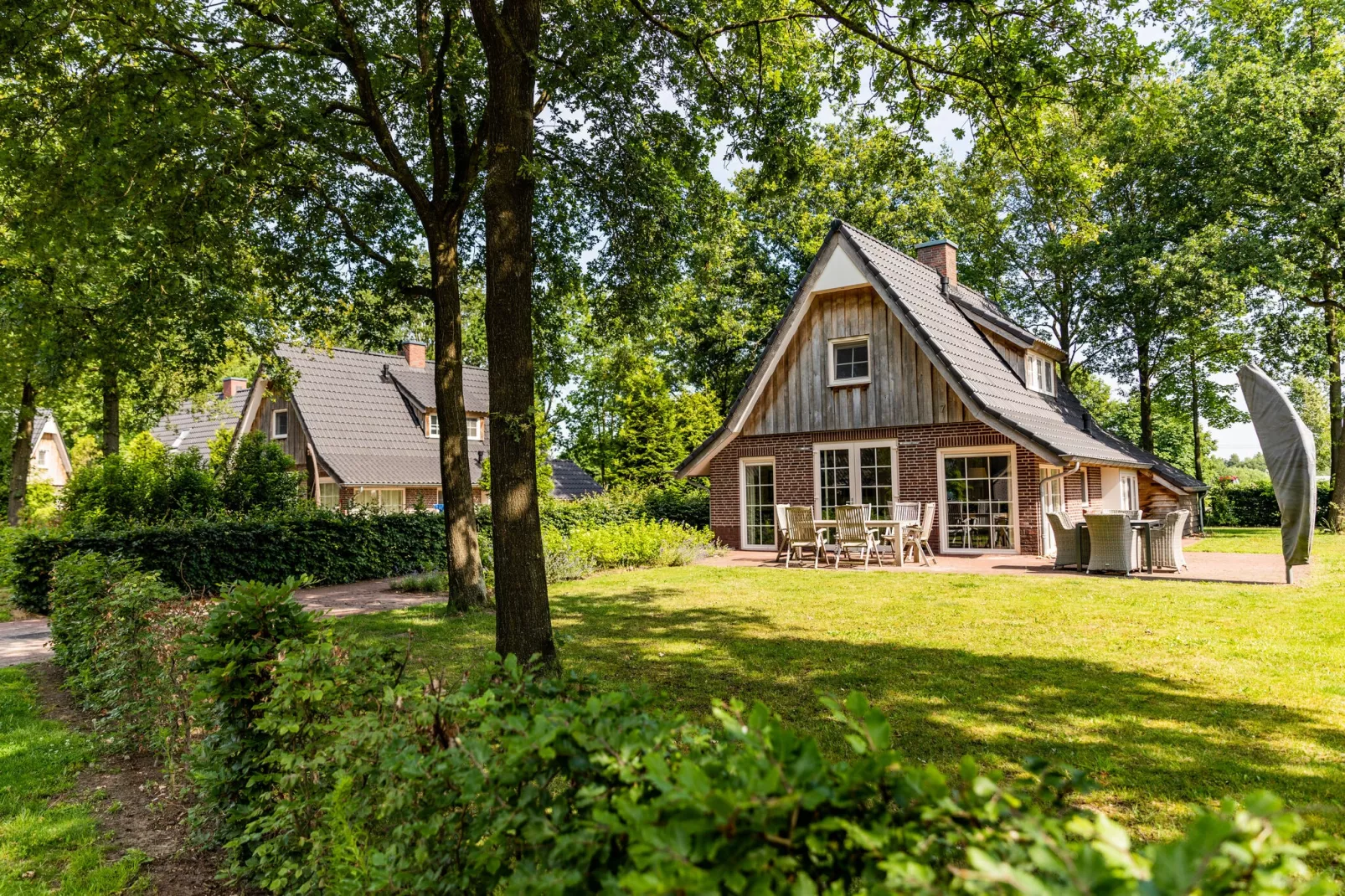 Hof van Salland 8-Gardens summer