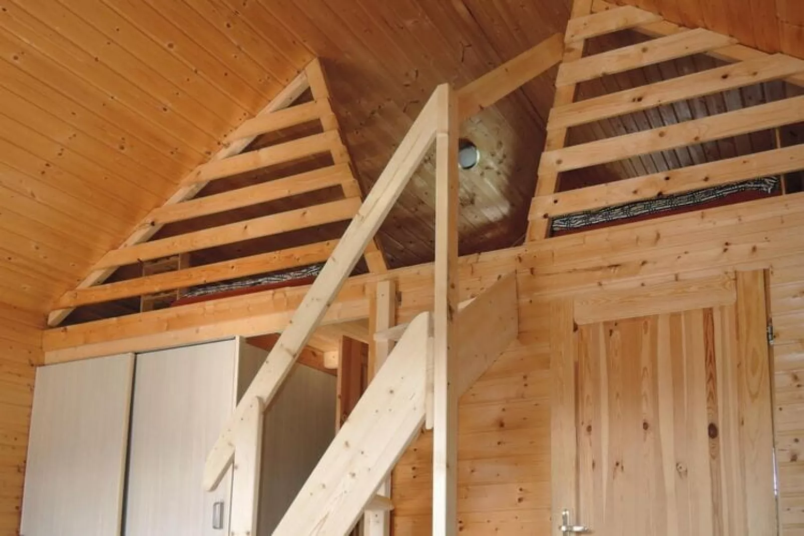 Domy wakacyjne w Międzyzdrojach z podgrzewanym basenem-Living room
