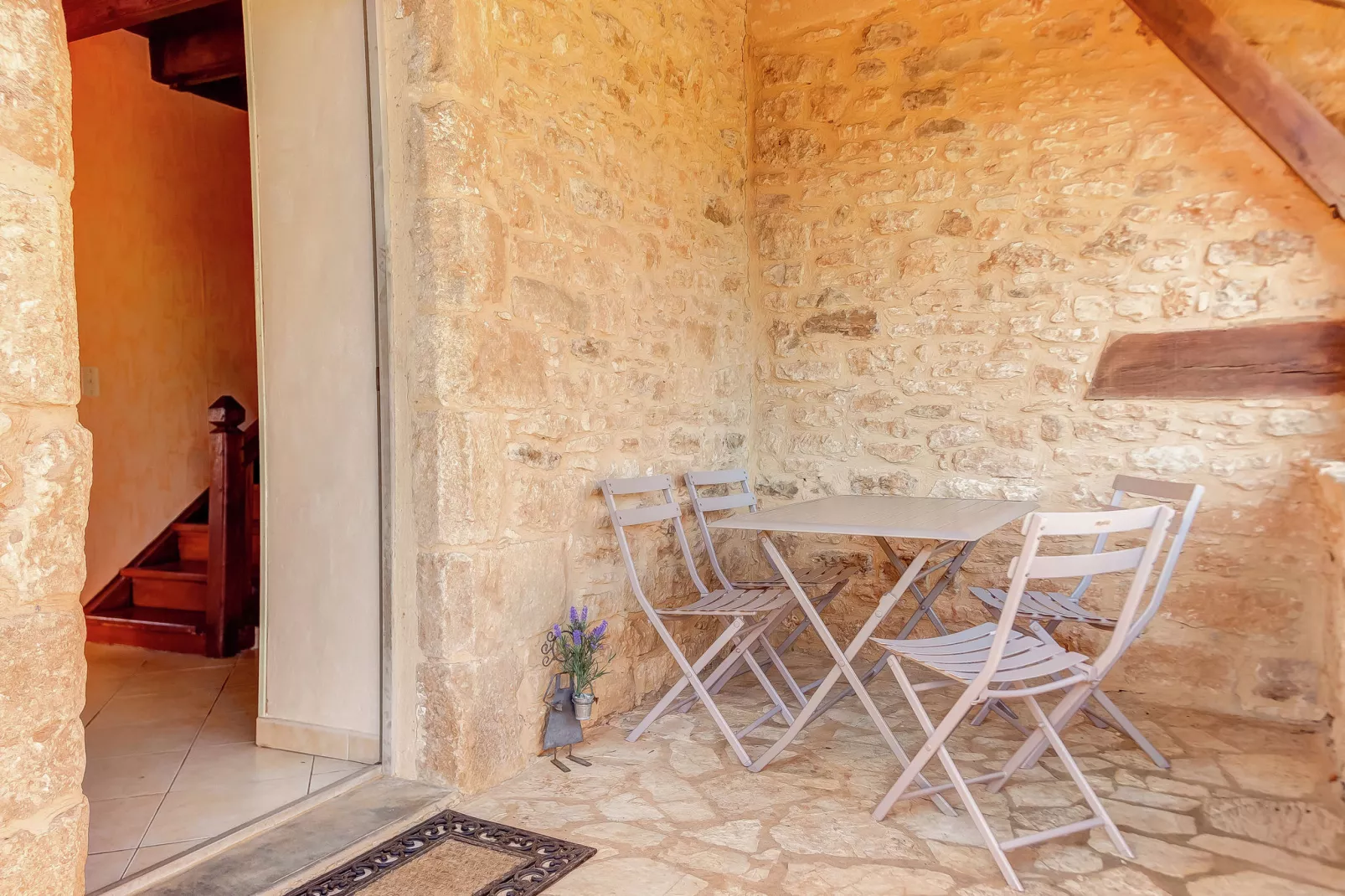 Maison de vacances Prats du Périgord  	Mas de Mouly-Terrace balcony
