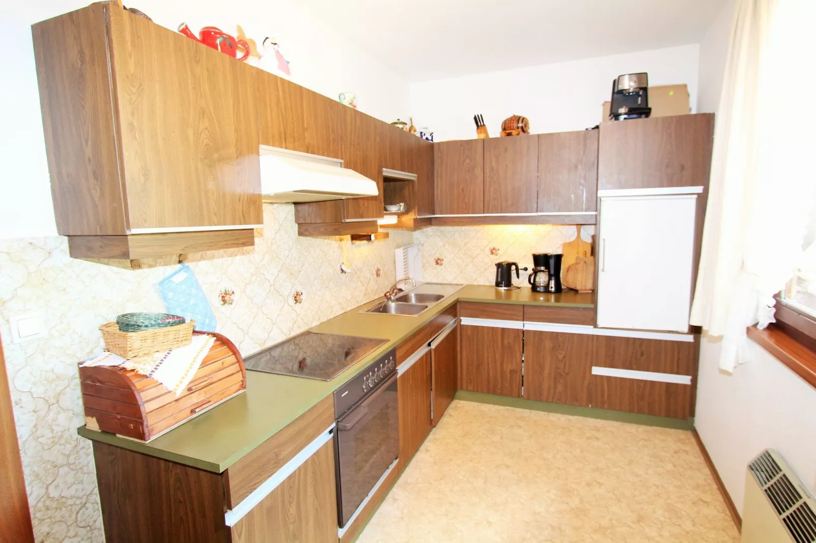 Haus Ella-Kitchen