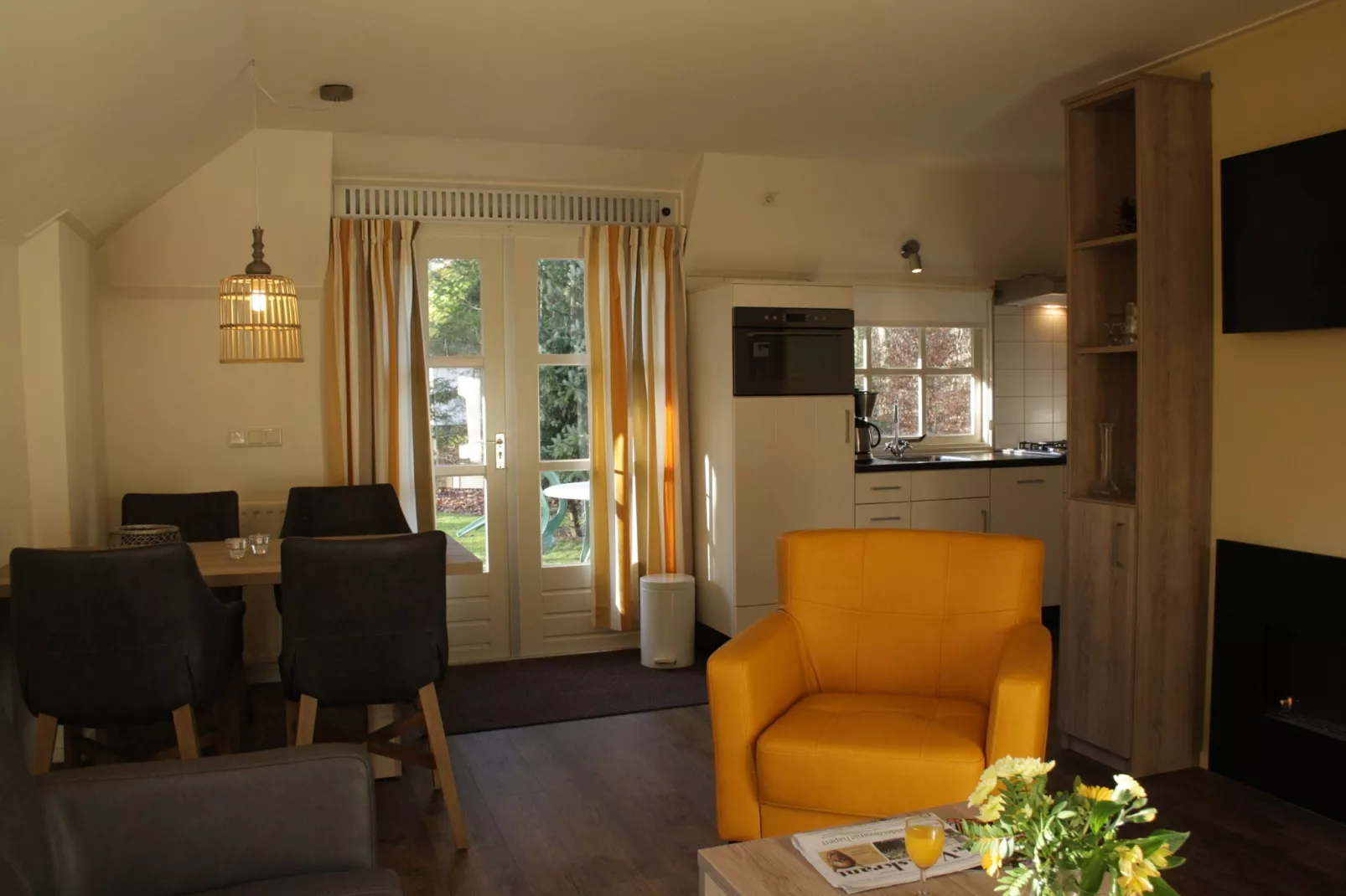 Vakantiepark Herperduin 4-Living room