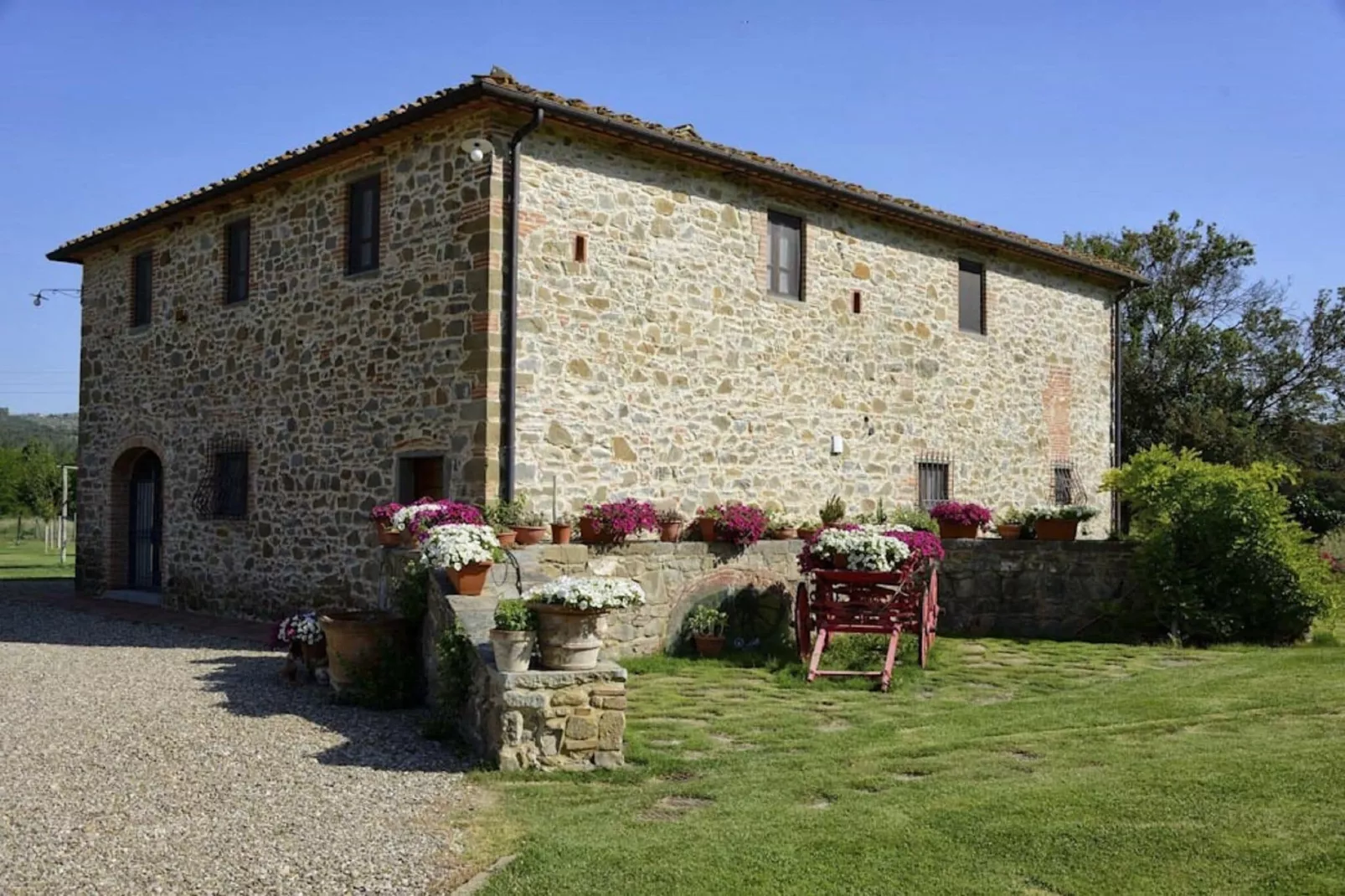 Mulino della Villa-Exterior summer