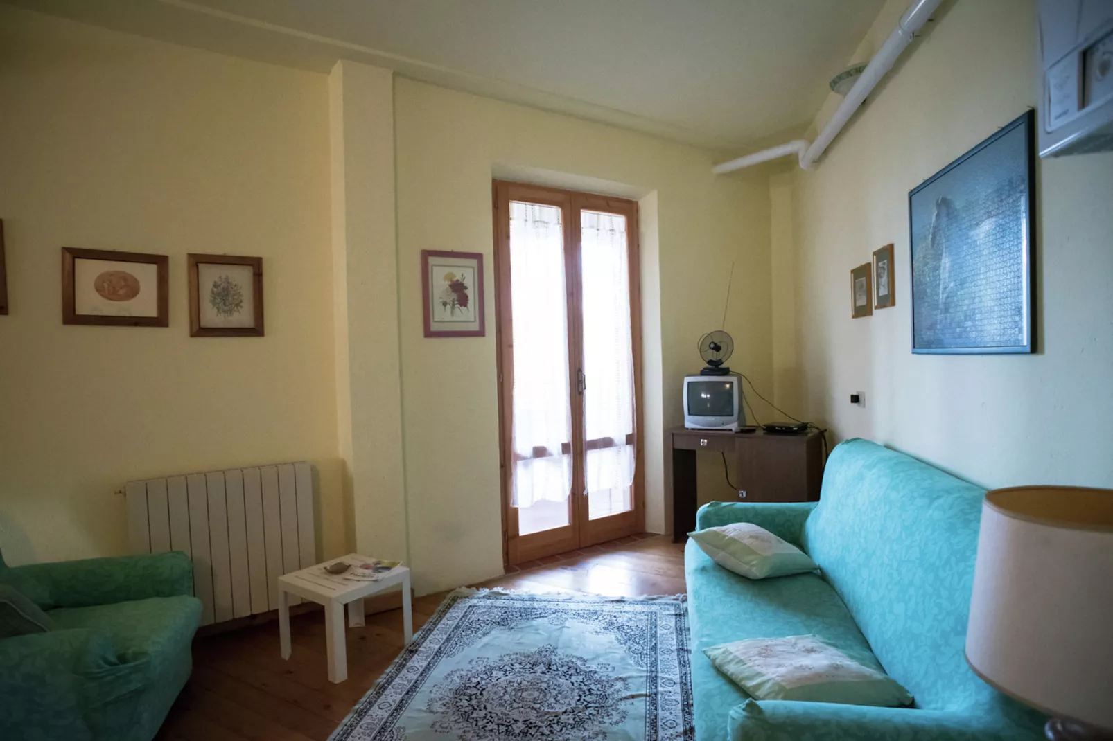 Olivo-Living room
