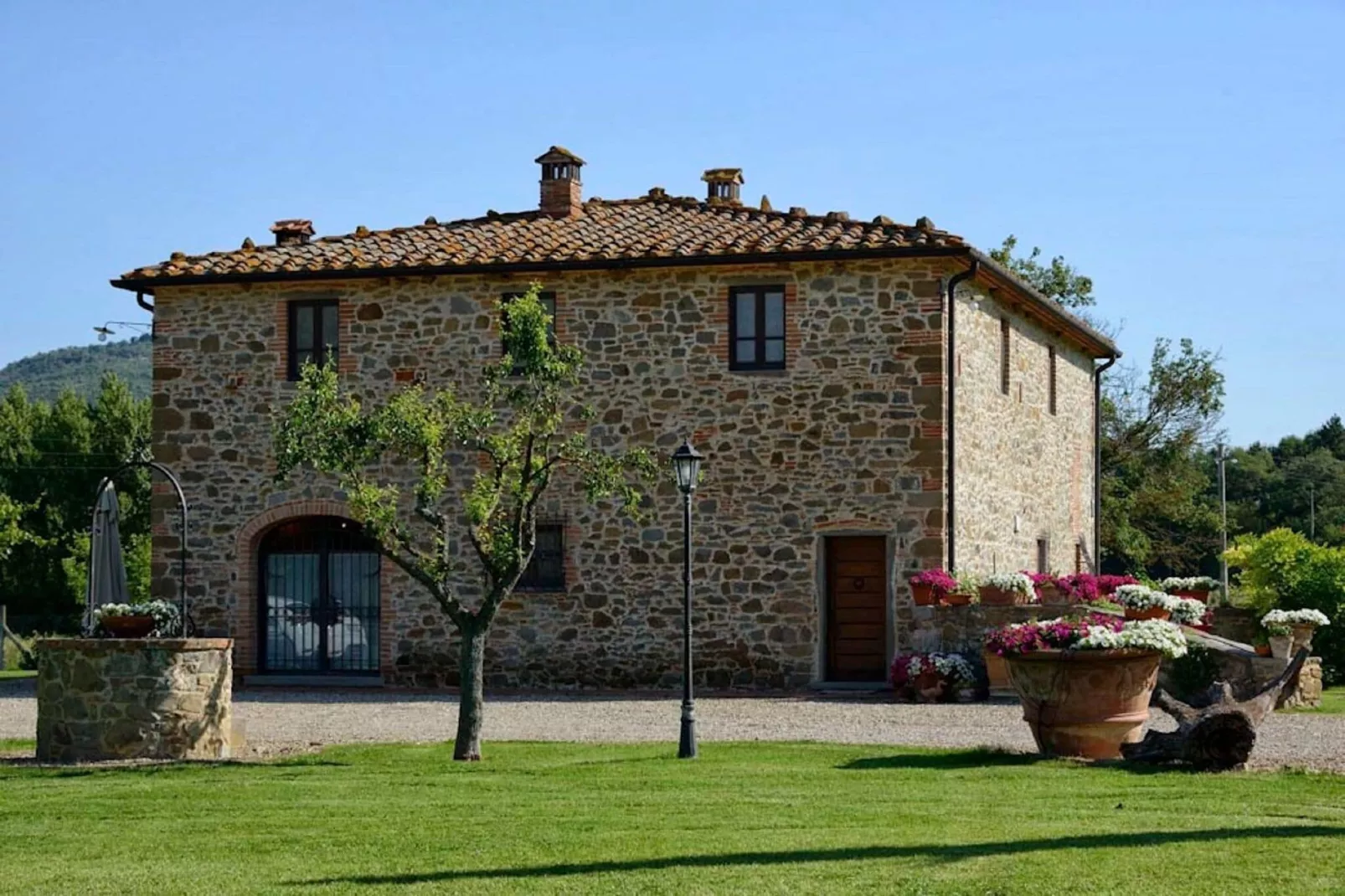 Mulino della Villa-Exterior summer