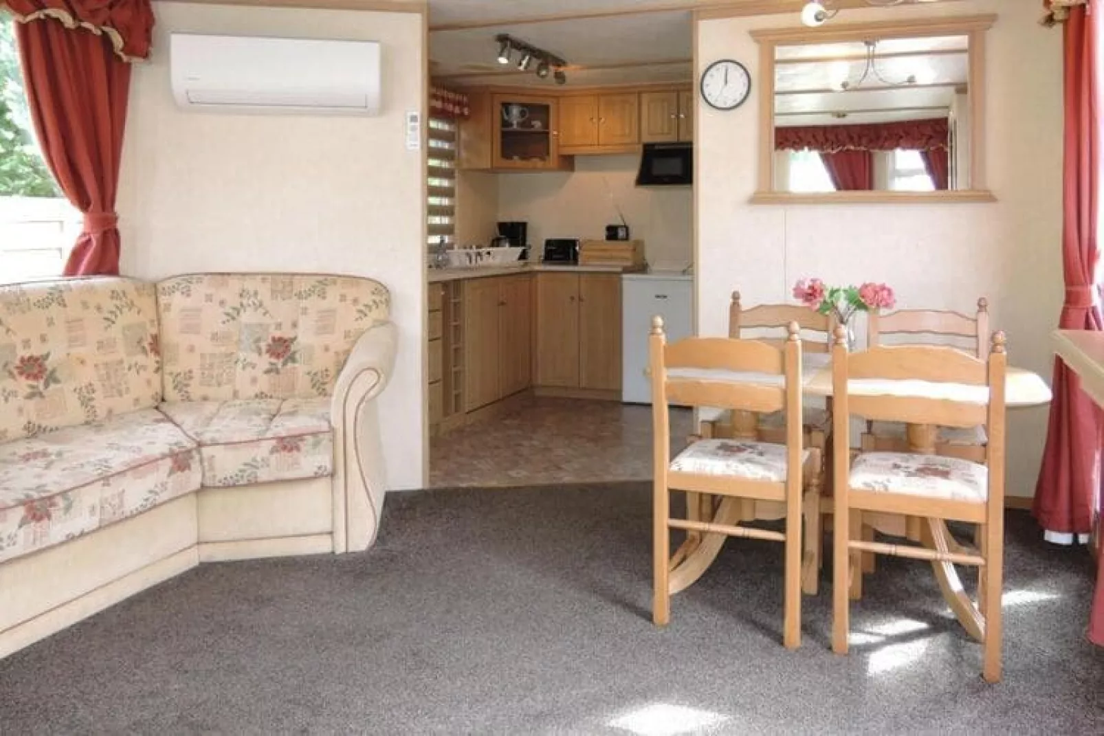 Holiday homes by the lake Kolczewo 1-4 pers-Kitchen