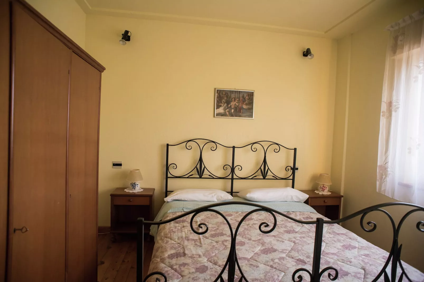 Olivo-Bedroom
