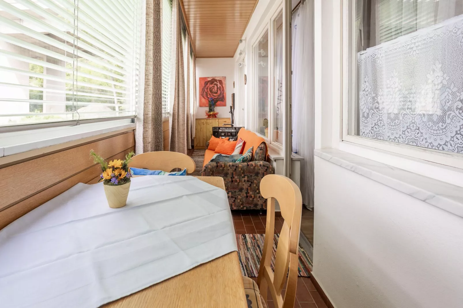 Apartment Wrann am Wörthersee-Dining room