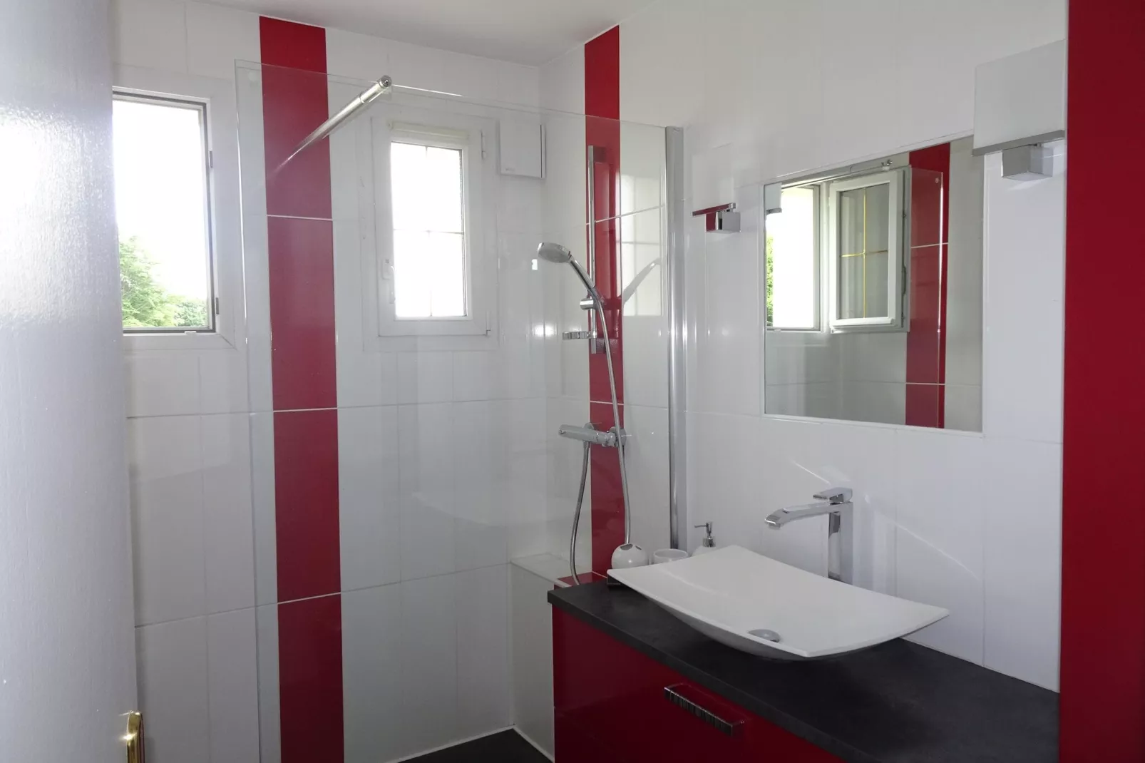 Maison Guerlesquin-Bathroom