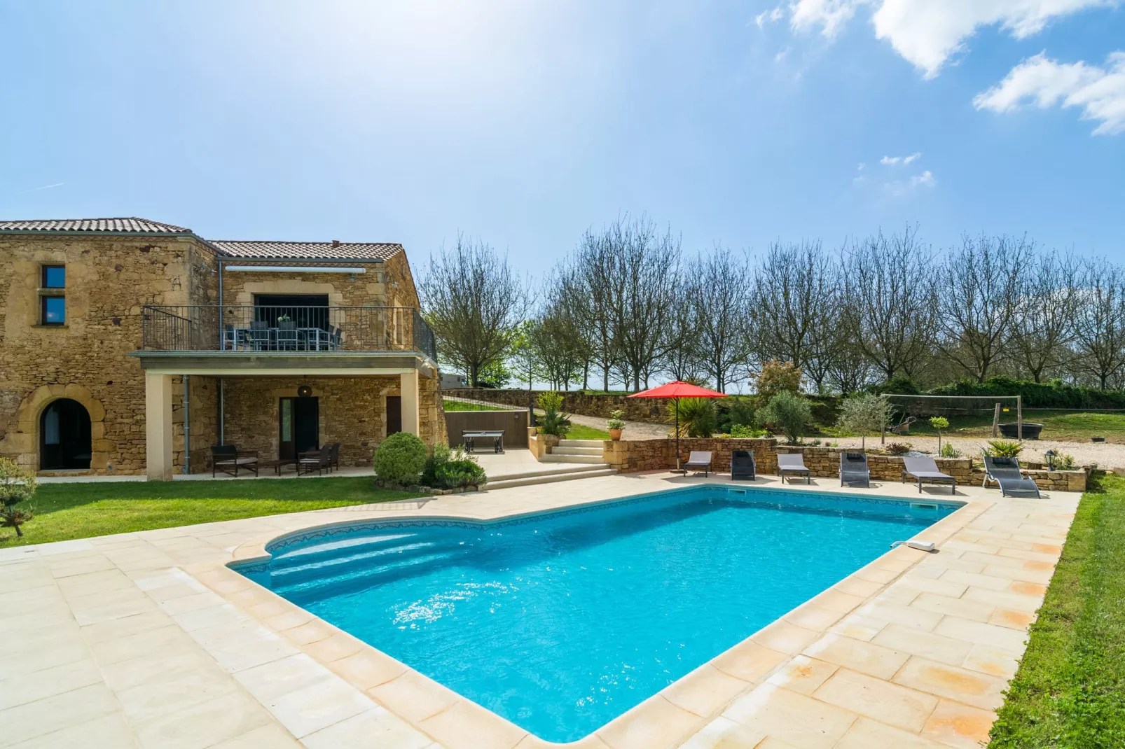 Maison de vacances Mazeyrolles 8p-Pool